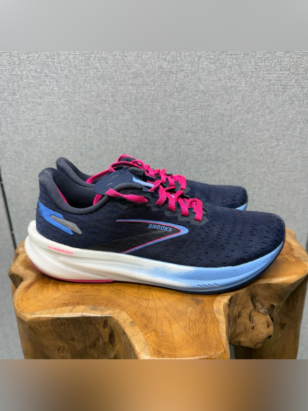 Brooks Women's Navy Blue Athletic Sneakers with Pink Accents